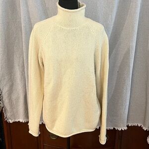 Brandy Melville Off-White Turtleneck rollneck Sweater
